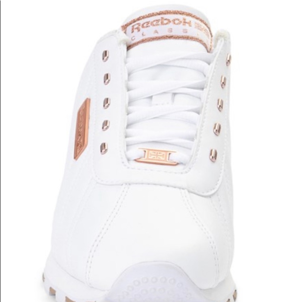 Reebok - Picture 5 of 6